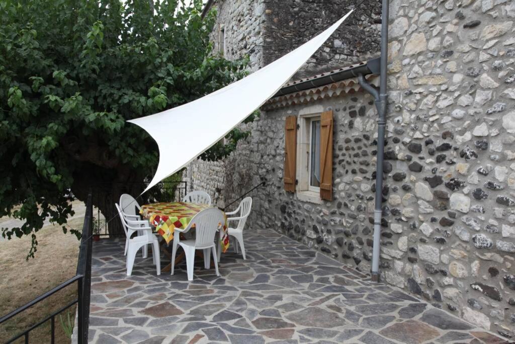 Escoutay Dans Bastide Medievale Saint-Thomé Exterior foto